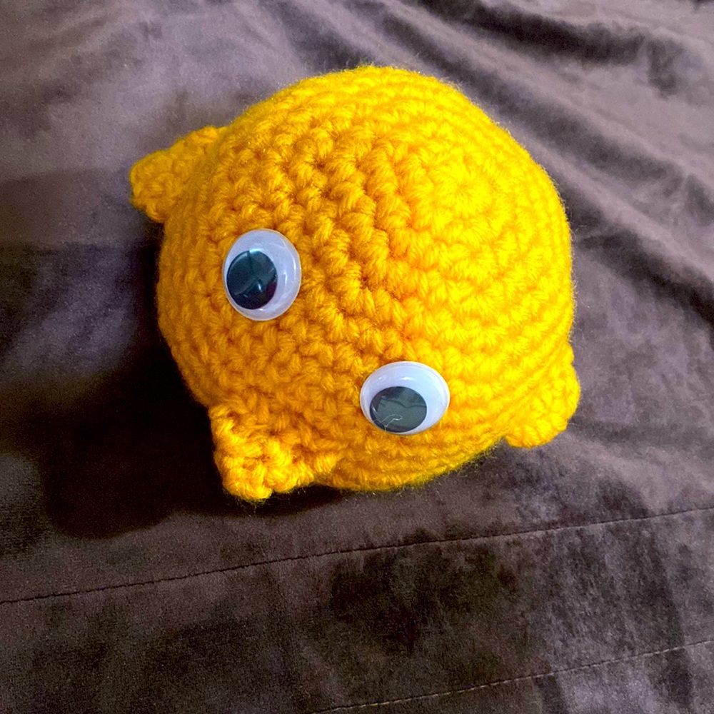 Am selling things I crochet all kinds, nothing particular😃